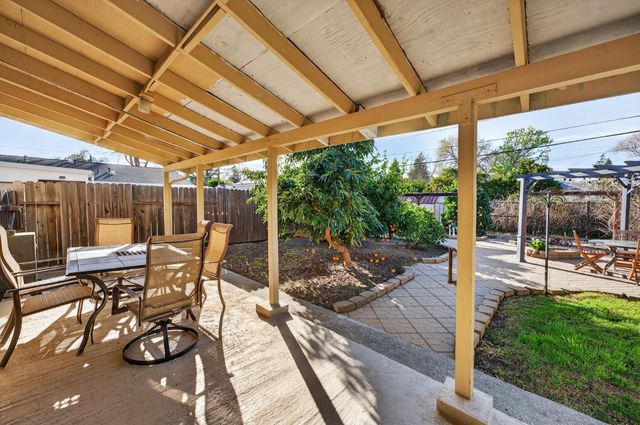 1544 Alabama Ave, West Sacramento, CA 95691