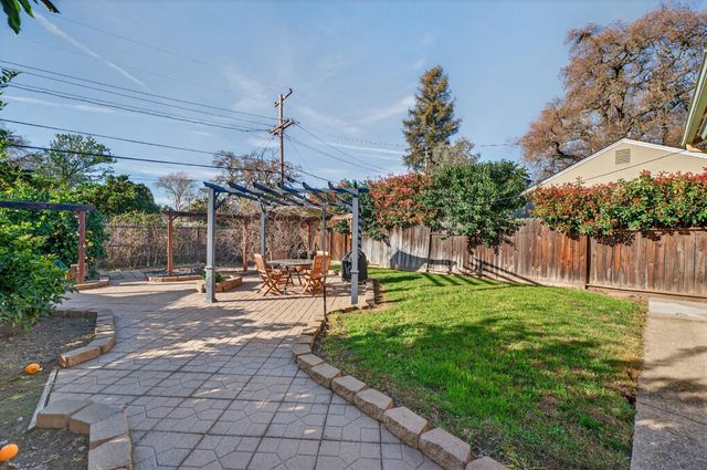 1544 Alabama Ave, West Sacramento, CA 95691