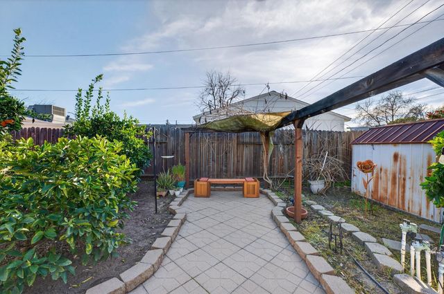 1544 Alabama Ave, West Sacramento, CA 95691