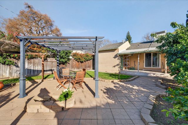 1544 Alabama Ave, West Sacramento, CA 95691