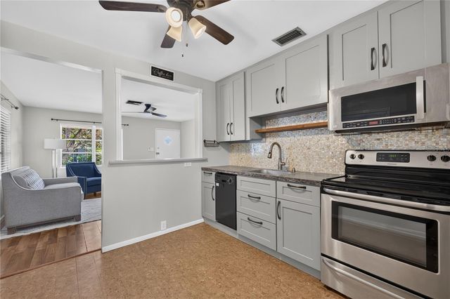 5613 12TH AVENUE S, Gulfport, FL 33707