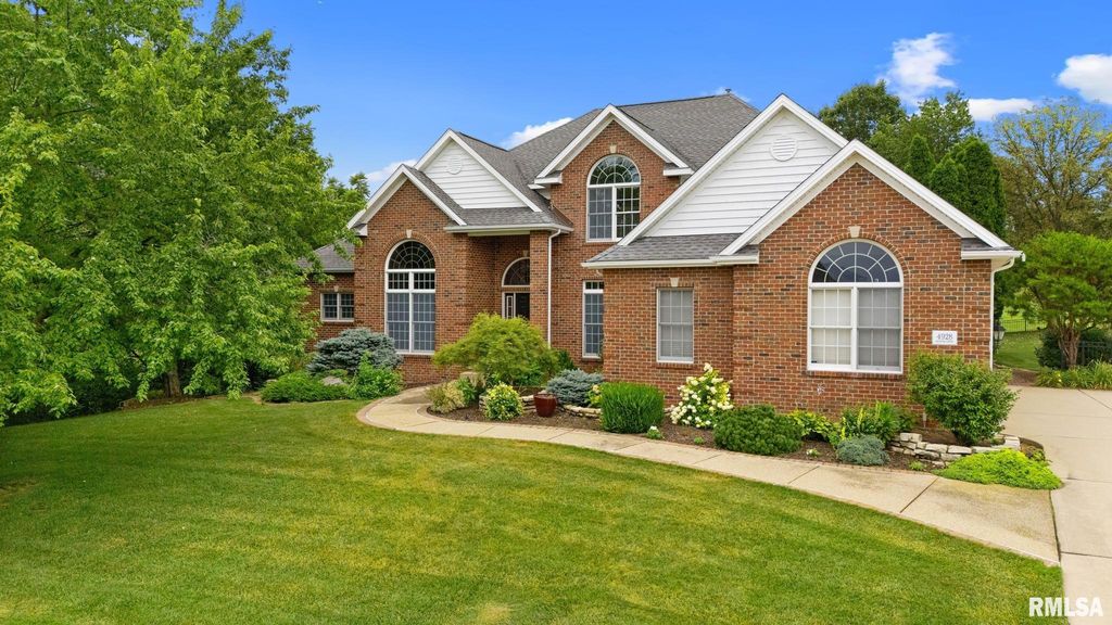 4928 N DEERMEADOW Drive, Peoria, IL 61615