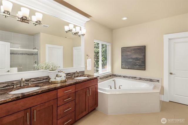 20125 SE 24th Street, Sammamish, WA 98075