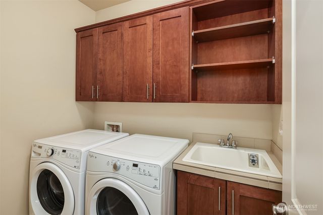 20125 SE 24th Street, Sammamish, WA 98075