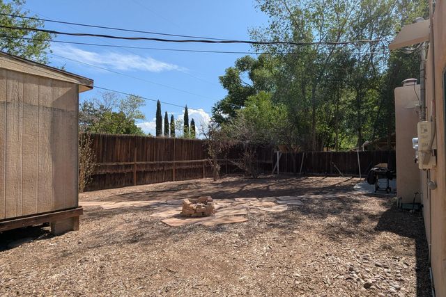 22 Garden Park Circle NW, Albuquerque, NM 87107