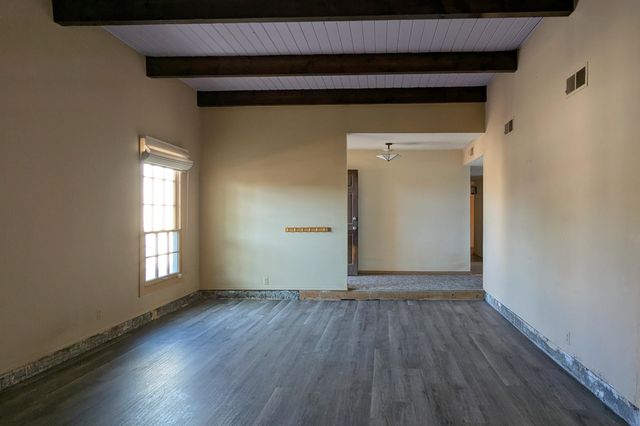 22 Garden Park Circle NW, Albuquerque, NM 87107