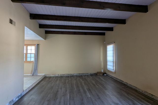 22 Garden Park Circle NW, Albuquerque, NM 87107