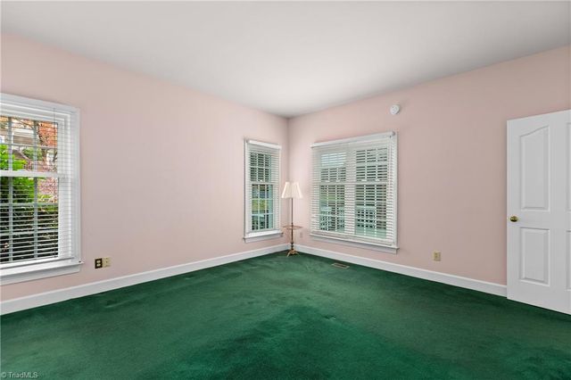 1001 Nuthatch Court, High Point, NC 27262