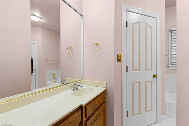 1001 Nuthatch Court, High Point, NC 27262