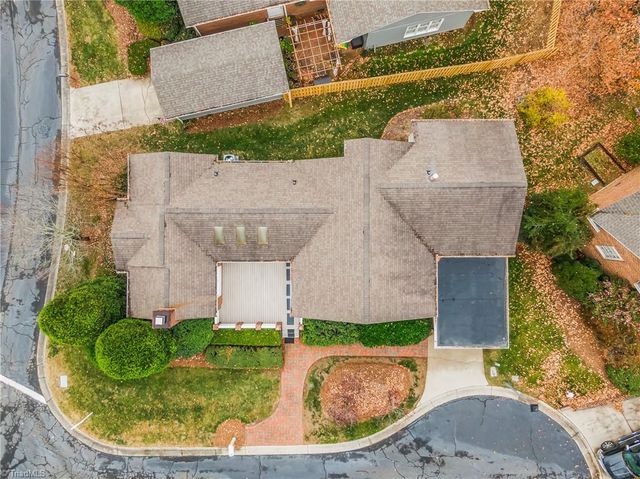 1001 Nuthatch Court, High Point, NC 27262