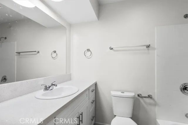 1002 Lombard Dr, Redlands, CA 92374