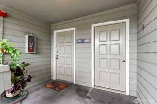 22211 6th Avenue S #301, Des Moines, WA 98198