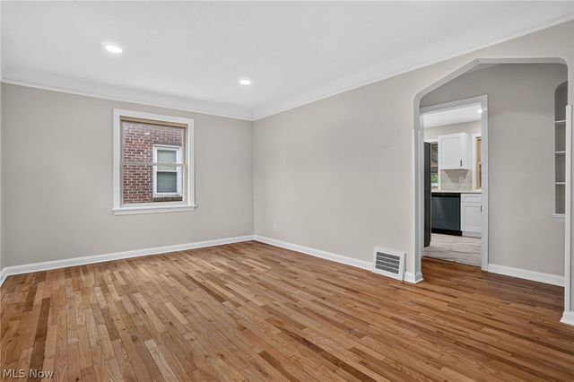 13517 Saint James Avenue, Cleveland, OH 44135