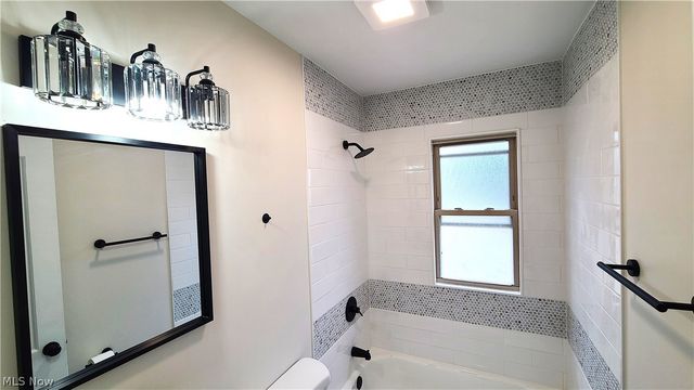 13517 Saint James Avenue, Cleveland, OH 44135