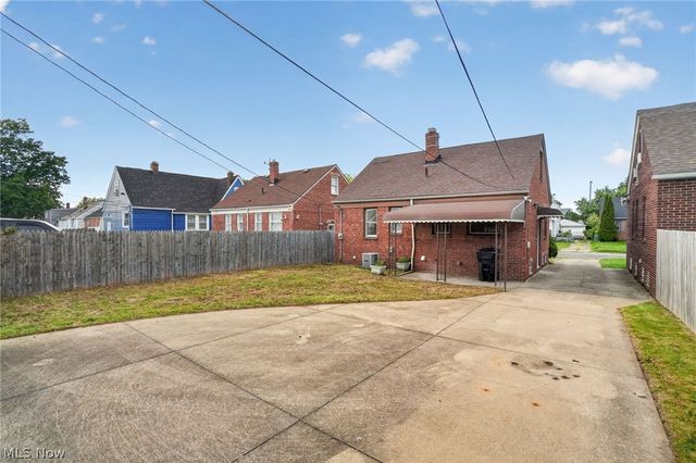 13517 Saint James Avenue, Cleveland, OH 44135