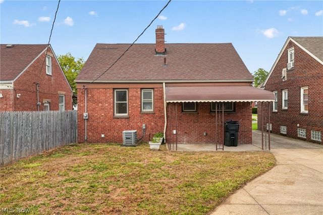 13517 Saint James Avenue, Cleveland, OH 44135