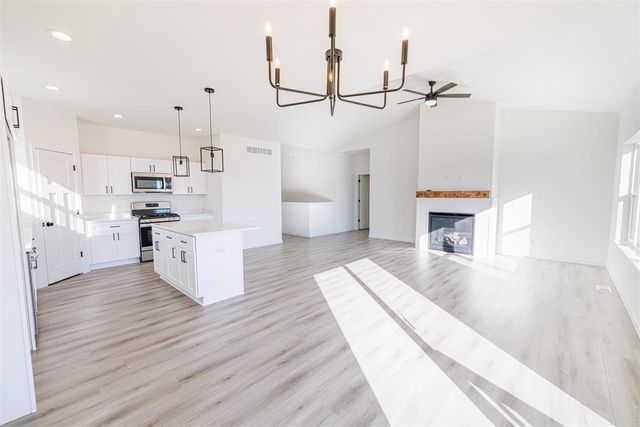 118129 BETTY DRIVE, Stratford, WI 54484