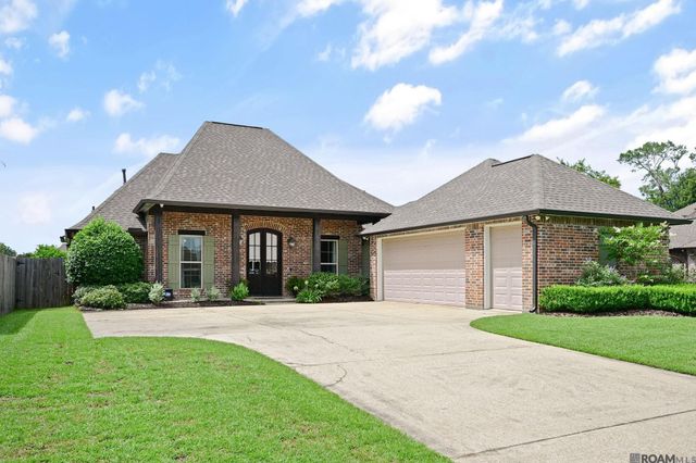 38086 Valley Woods Ct, Prairieville, LA 70769
