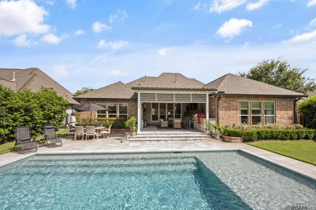 38086 Valley Woods Ct, Prairieville, LA 70769