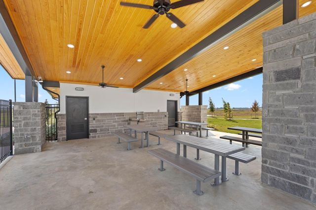 143 Wildflower Lane, Dayton, TX 77535