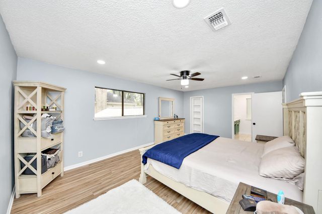 2903 Blue Glen Lane, Houston, TX 77073