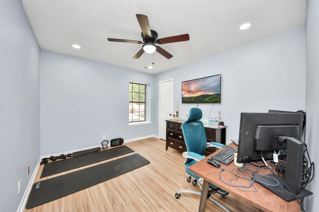 2903 Blue Glen Lane, Houston, TX 77073