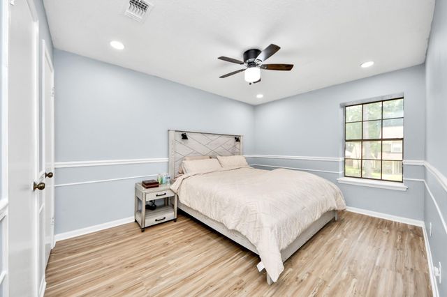2903 Blue Glen Lane, Houston, TX 77073