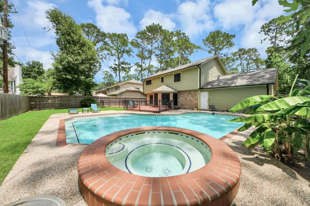 2903 Blue Glen Lane, Houston, TX 77073