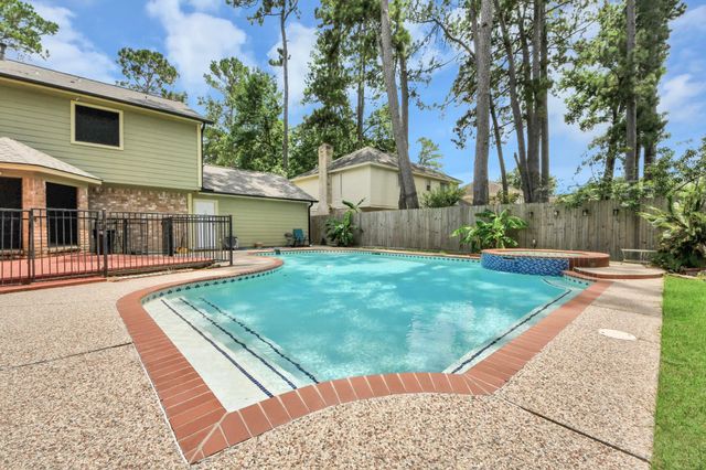 2903 Blue Glen Lane, Houston, TX 77073