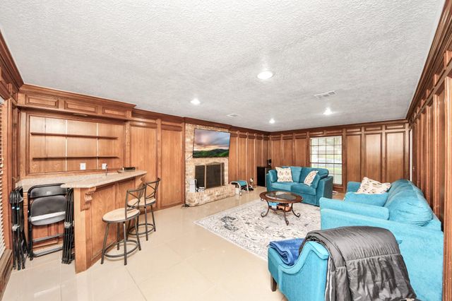 2903 Blue Glen Lane, Houston, TX 77073
