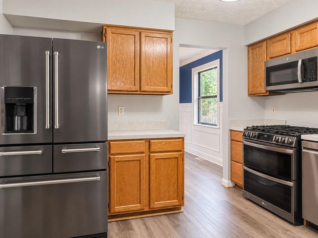 3280 Bellerive Drive, Pickerington, OH 43147