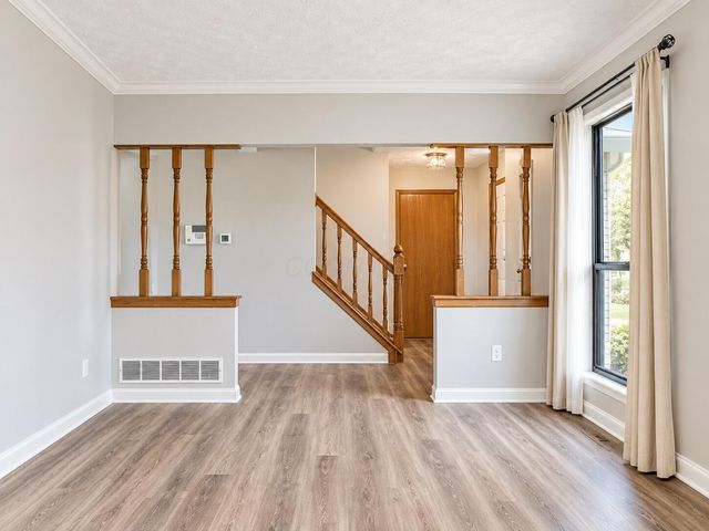 3280 Bellerive Drive, Pickerington, OH 43147