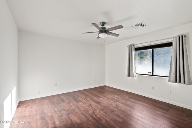 3232 N Christmas Avenue, Tucson, AZ 85716