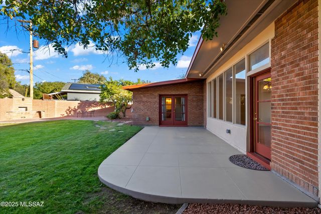 3232 N Christmas Avenue, Tucson, AZ 85716