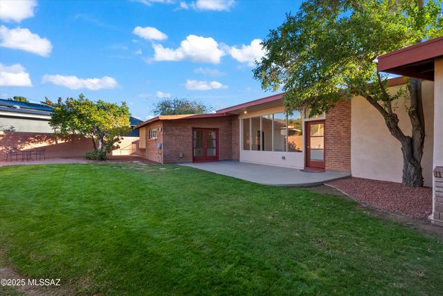 3232 N Christmas Avenue, Tucson, AZ 85716