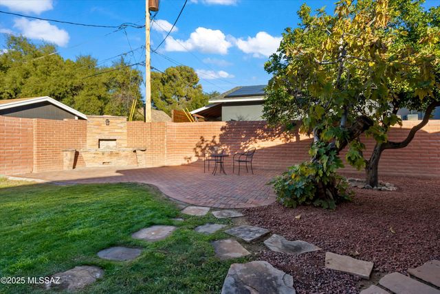 3232 N Christmas Avenue, Tucson, AZ 85716