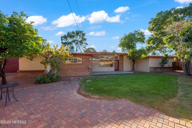 3232 N Christmas Avenue, Tucson, AZ 85716