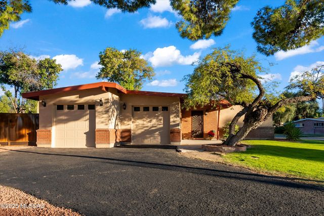 3232 N Christmas Avenue, Tucson, AZ 85716