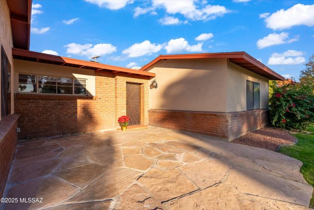 3232 N Christmas Avenue, Tucson, AZ 85716