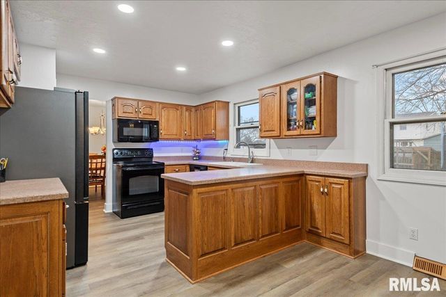 50 Crusaders Road, Springfield, IL 62704