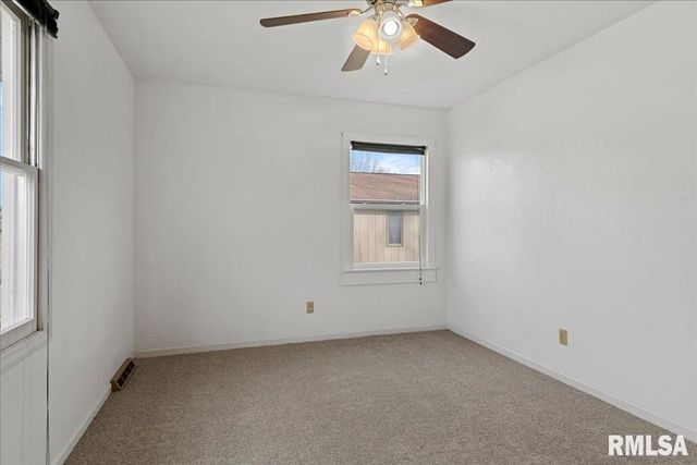 50 Crusaders Road, Springfield, IL 62704