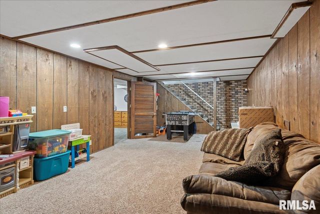 50 Crusaders Road, Springfield, IL 62704