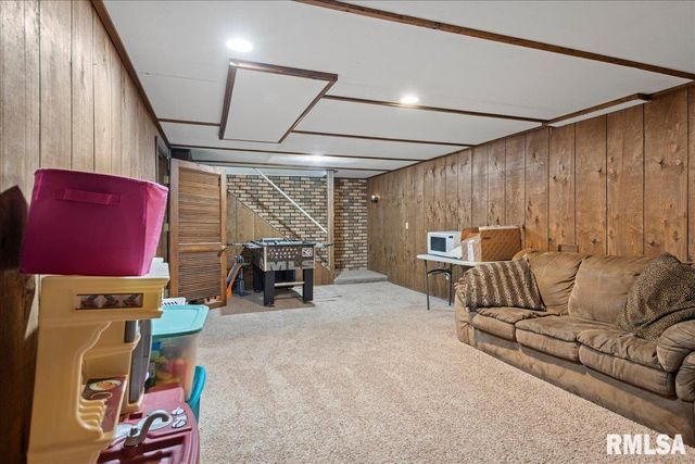 50 Crusaders Road, Springfield, IL 62704