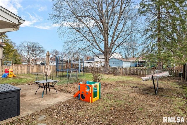 50 Crusaders Road, Springfield, IL 62704