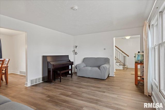 50 Crusaders Road, Springfield, IL 62704