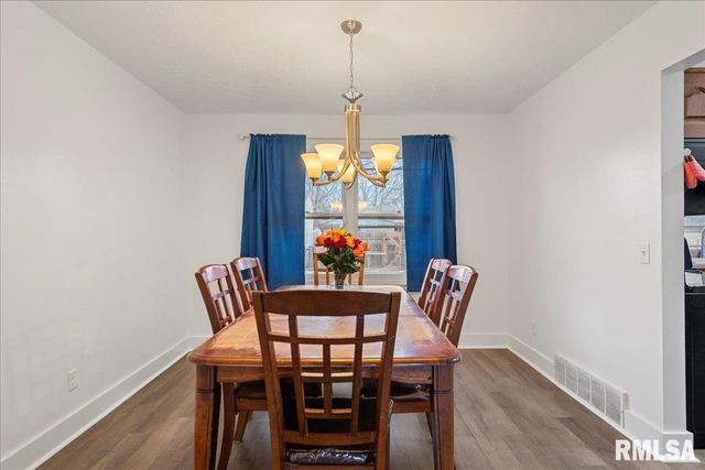 50 Crusaders Road, Springfield, IL 62704