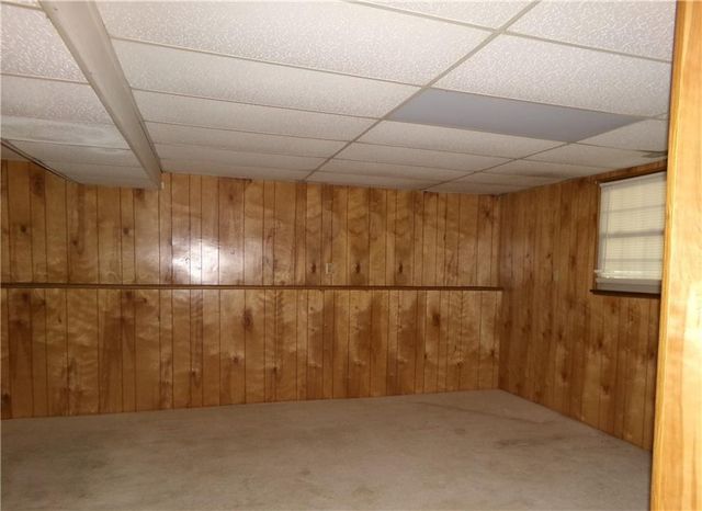 1403 Ridgeway Drive, Richmond, MO 64085