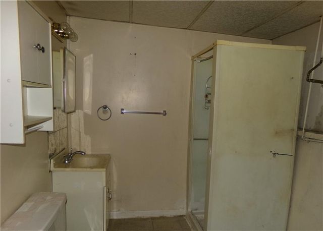 1403 Ridgeway Drive, Richmond, MO 64085