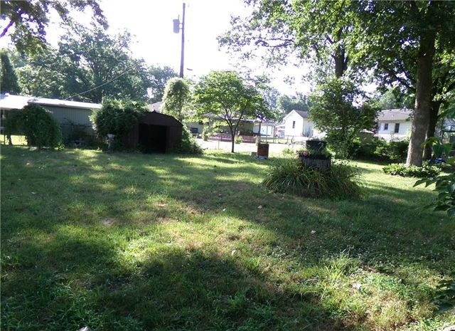 1403 Ridgeway Drive, Richmond, MO 64085