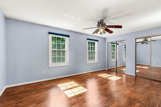 148 Heritage Dr 148, Tewksbury, MA 01876